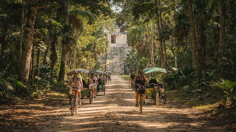 Cobá und Cenoten: Tagesausflug ab Cancún – Ruinen im Dschungel