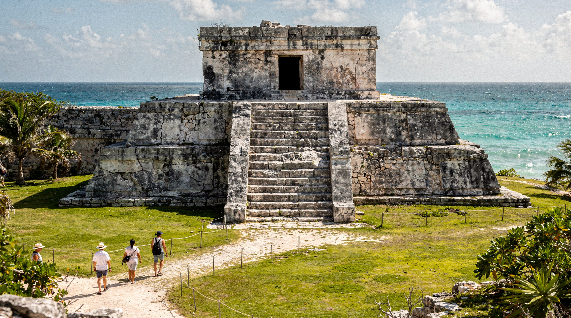 Guide des ruines de Tulum : le site maya en haut de la falaise